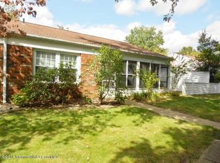 654 Dunstable Ct #A, Manchester Township, NJ