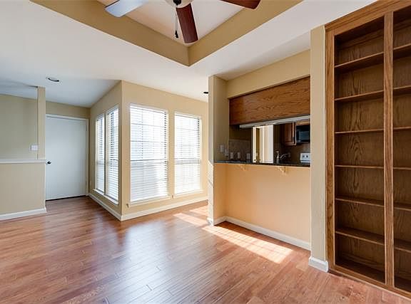 3rd image of 5100 Verde Valley Ln APT 246