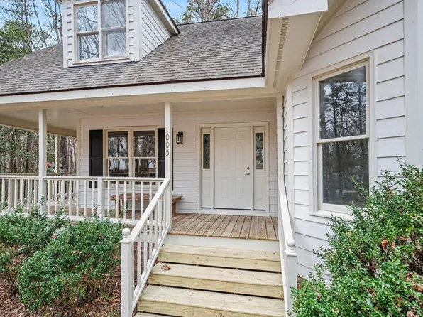 1005 Winsome Ct, Raleigh, NC 27603