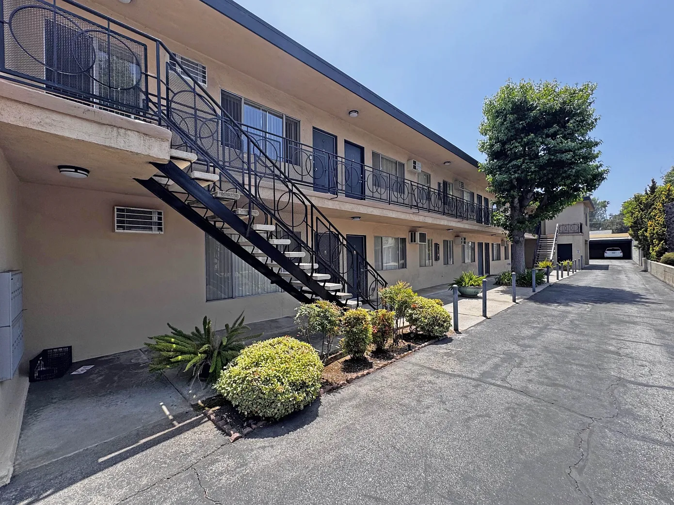 1 bed, 650 sqft, $1,995 — Photo 2