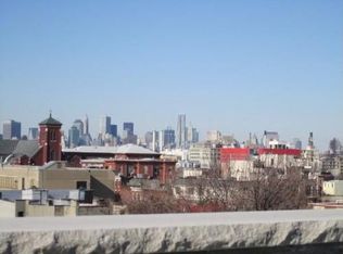 700 Bedford Ave, Brooklyn, NY 11206
