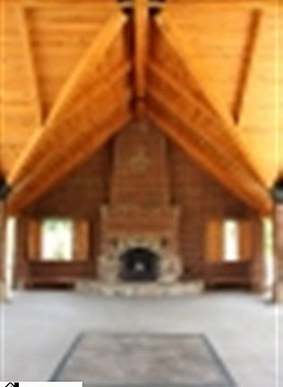 4th image of 301 Abenaki Way