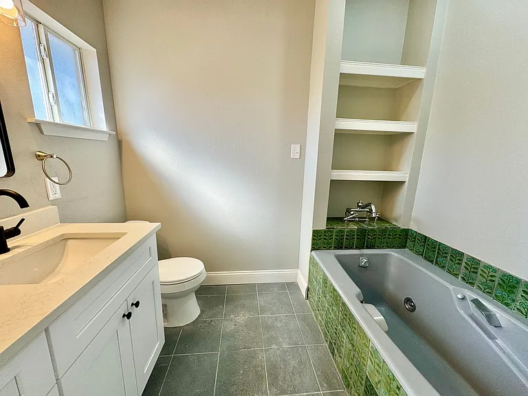 705 Sunrise Ave — Photo 20