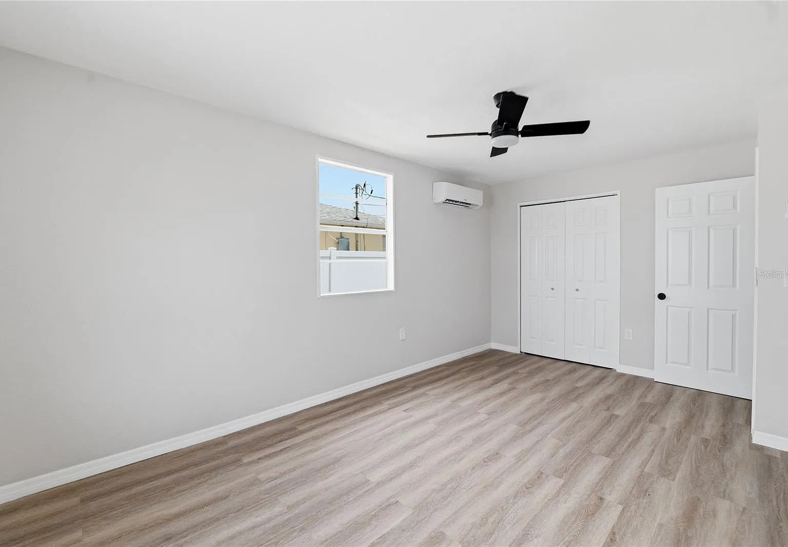 3 bed, 2.0 bath, 1140 sqft, $2,250 — Photo 3