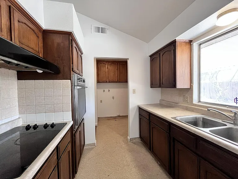 5337 W Richert Ave — Photo 13