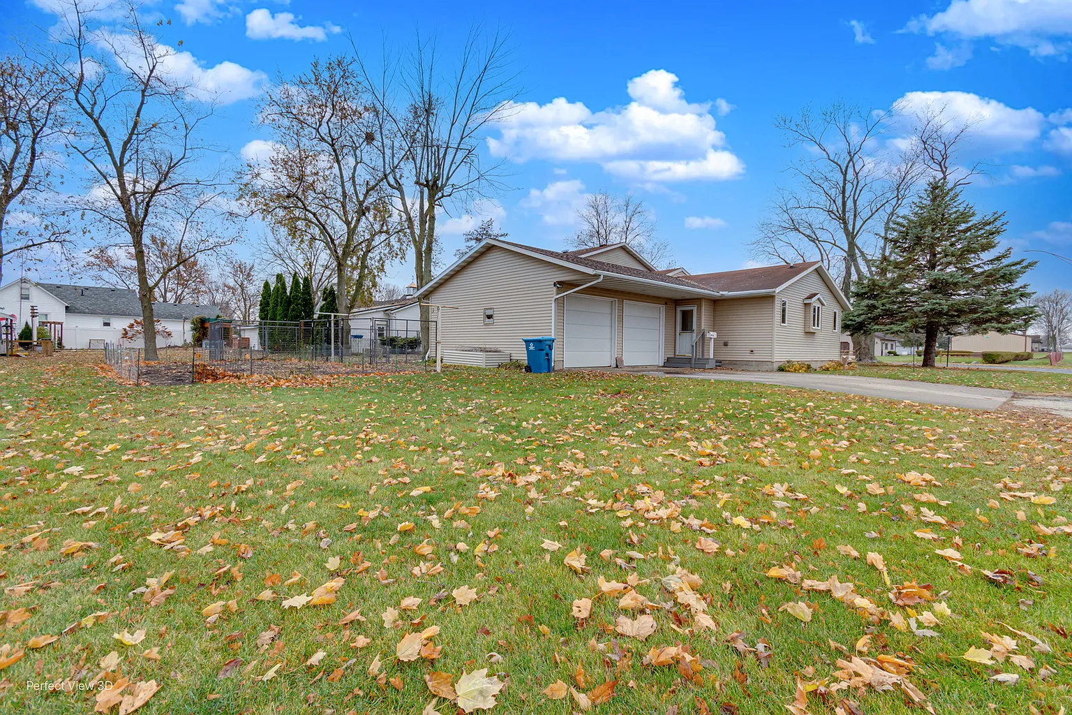 929 Lincoln St photo 1
