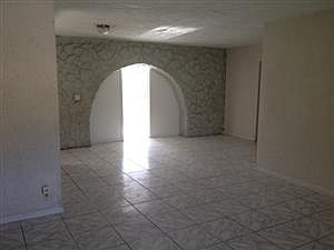 3rd image of 551 E Evanston Cir
