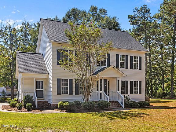 4th image of 708 Debra Court