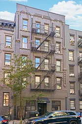 324 East 74th Street in Lenox Hill