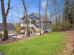 16107 Sumney Dr, Haymarket, VA 20169