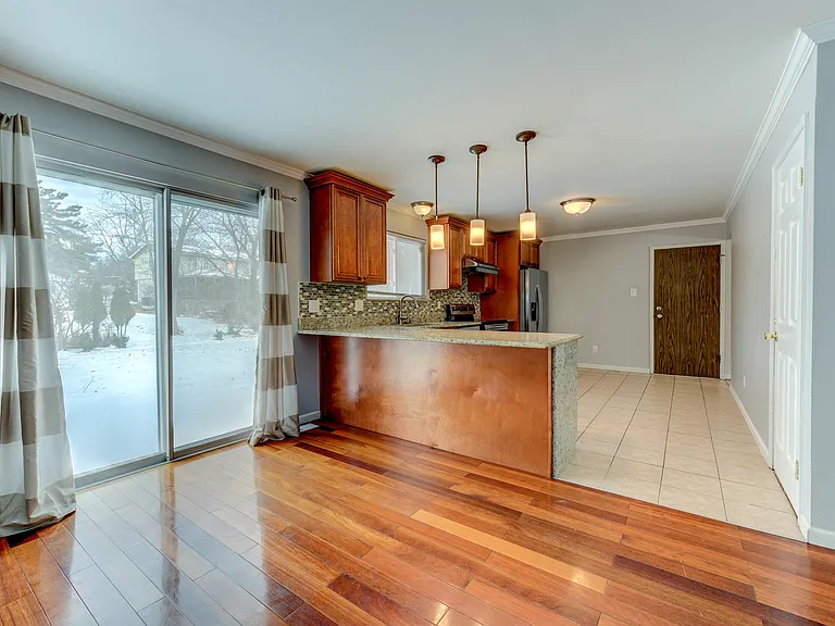 15481 Duxbury Way — Photo 20