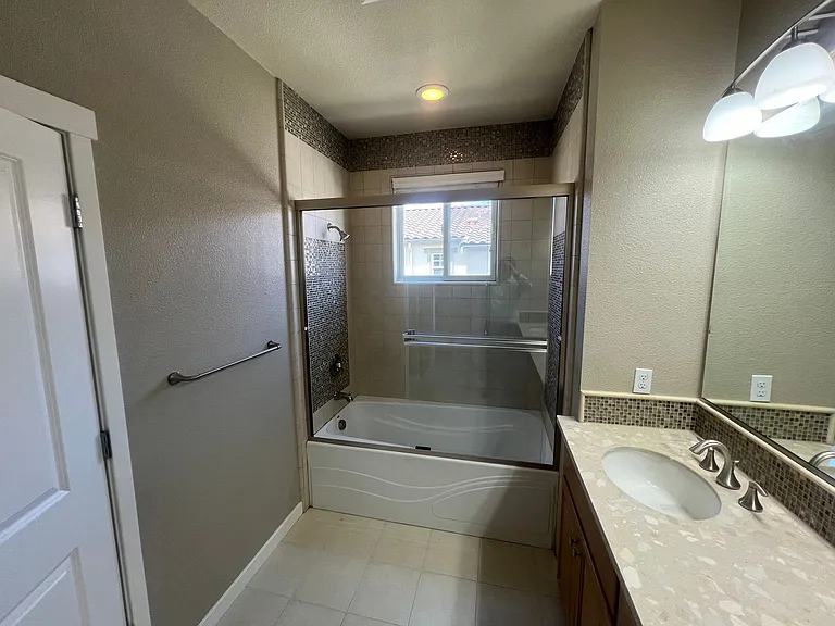 221 Geary Way — Photo 15