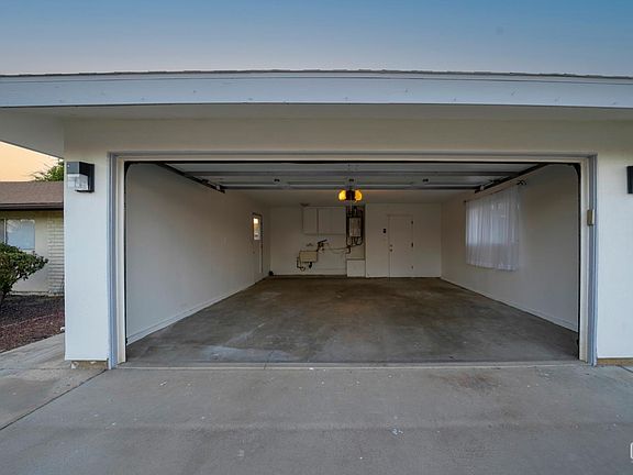 4th image of 5605 Nomi St