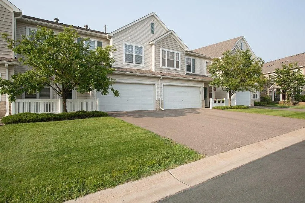 3 bed, 1481 sqft, $2,000 — Photo 1