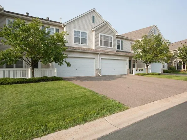 5040 Holly Ln N, Plymouth, MN