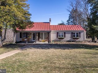 209 Hawksbill Heights Dr, Luray, VA 22835