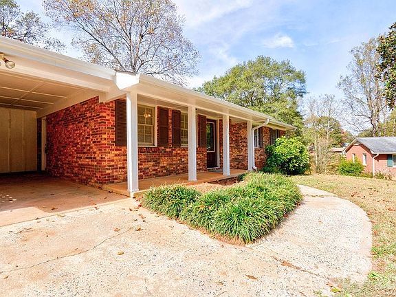 4th image of 3018 Delano Pl