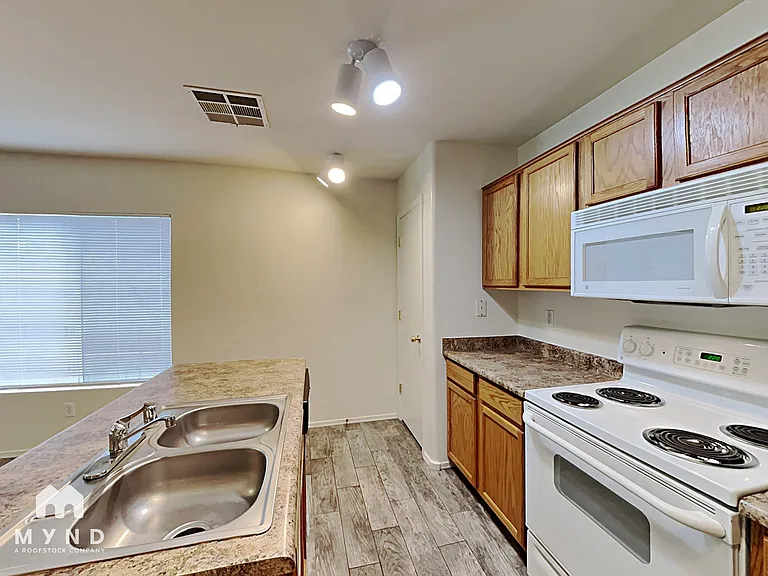 22564 W Pima St — Photo 15