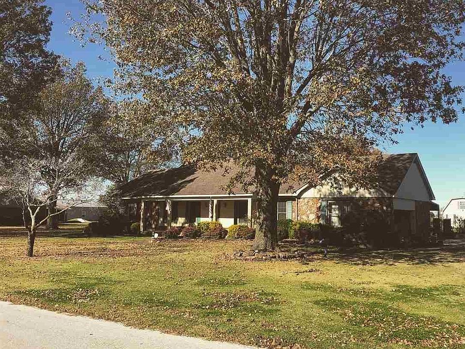 1st image of 108 N Ramblewood Dr