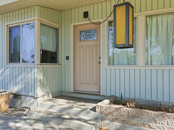 4th image of 8608 Ponderosa Ave