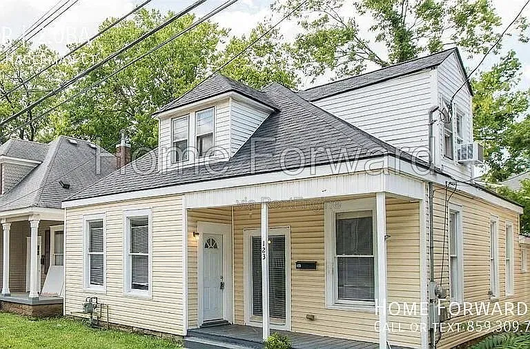 3 bed, 2.0 bath, 1597 sqft, $2,025 — Photo 1
