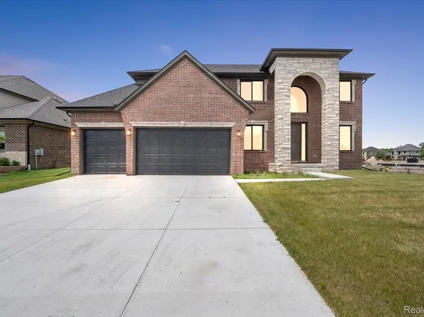 24611 Tribute Dr, Macomb, MI 48042