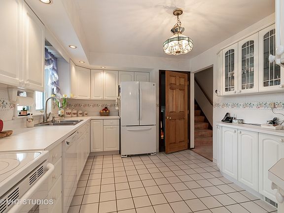 3rd image of 10547 S 88th Ave