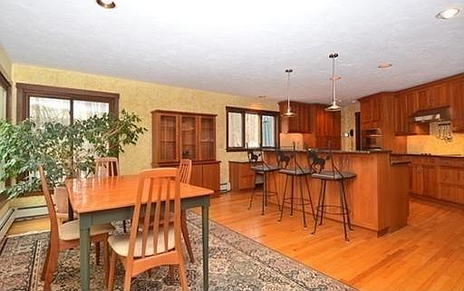 2nd image of 153 Green Rd