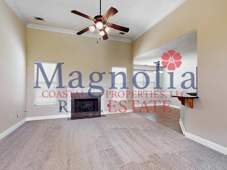 695 E Bristol Way — Photo 6