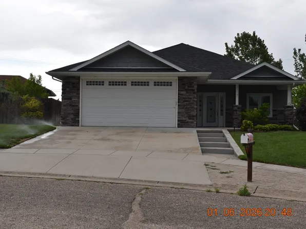 2117 Edith Ct, Alliance, NE 69301