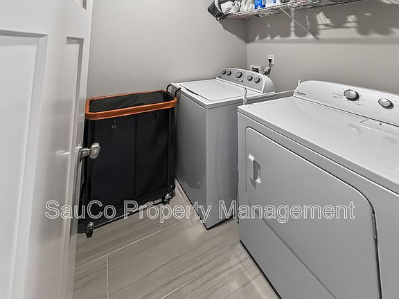 5th image of 7729 SE Kinnaman St #1