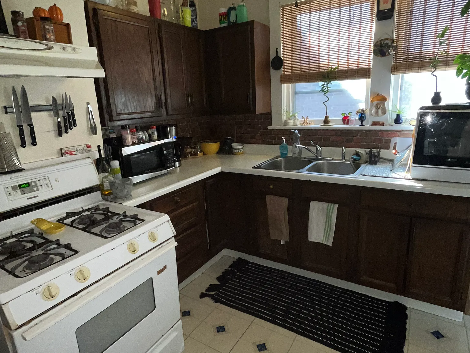 3 bed, $1,600 — Photo 3