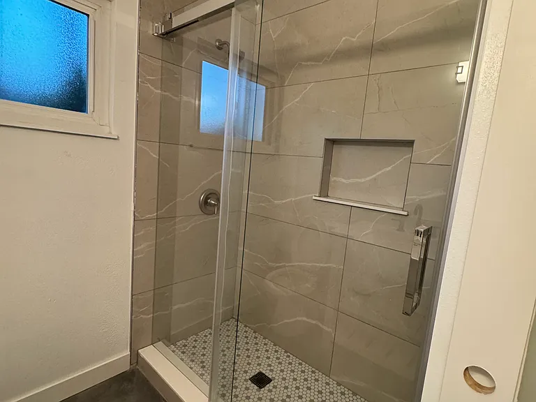 528 N Placentia Ave — Photo 6