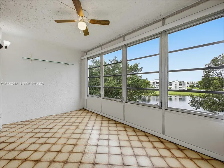 14623 Bonaire Blvd #405 — Photo 24
