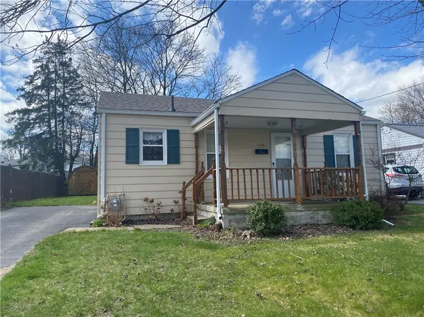 1154 Plum St, Sharon, PA 16146