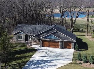 823 33rd St NW, Austin, MN 55912