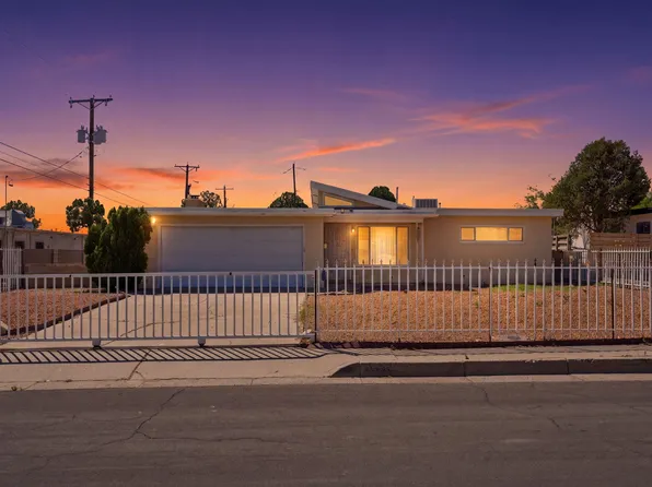 1009 Dakota St NE, Albuquerque, NM 87110