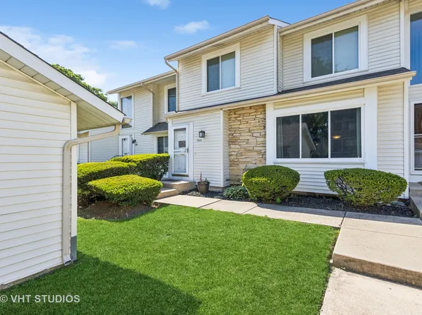 1963 Loomes Ave, Downers Grove, IL 60516