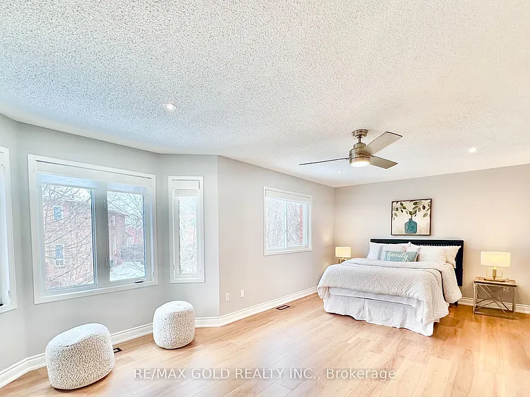 2293 Woodcrest Dr — Photo 28