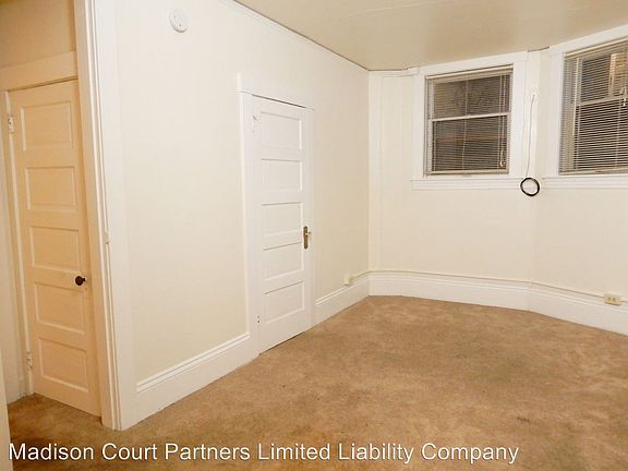3rd image of 1515 E Madison St APT C