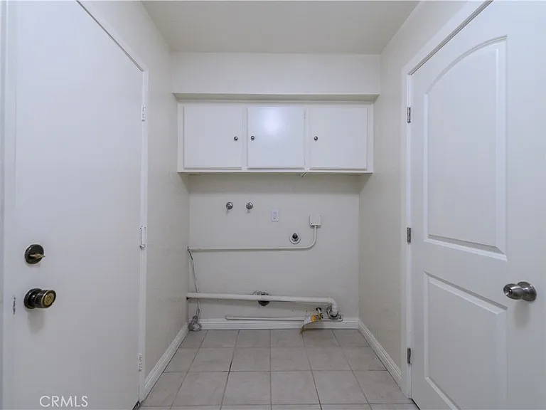 21786 Santaquin Dr — Photo 45