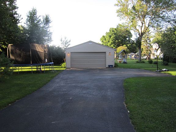 drive- garage