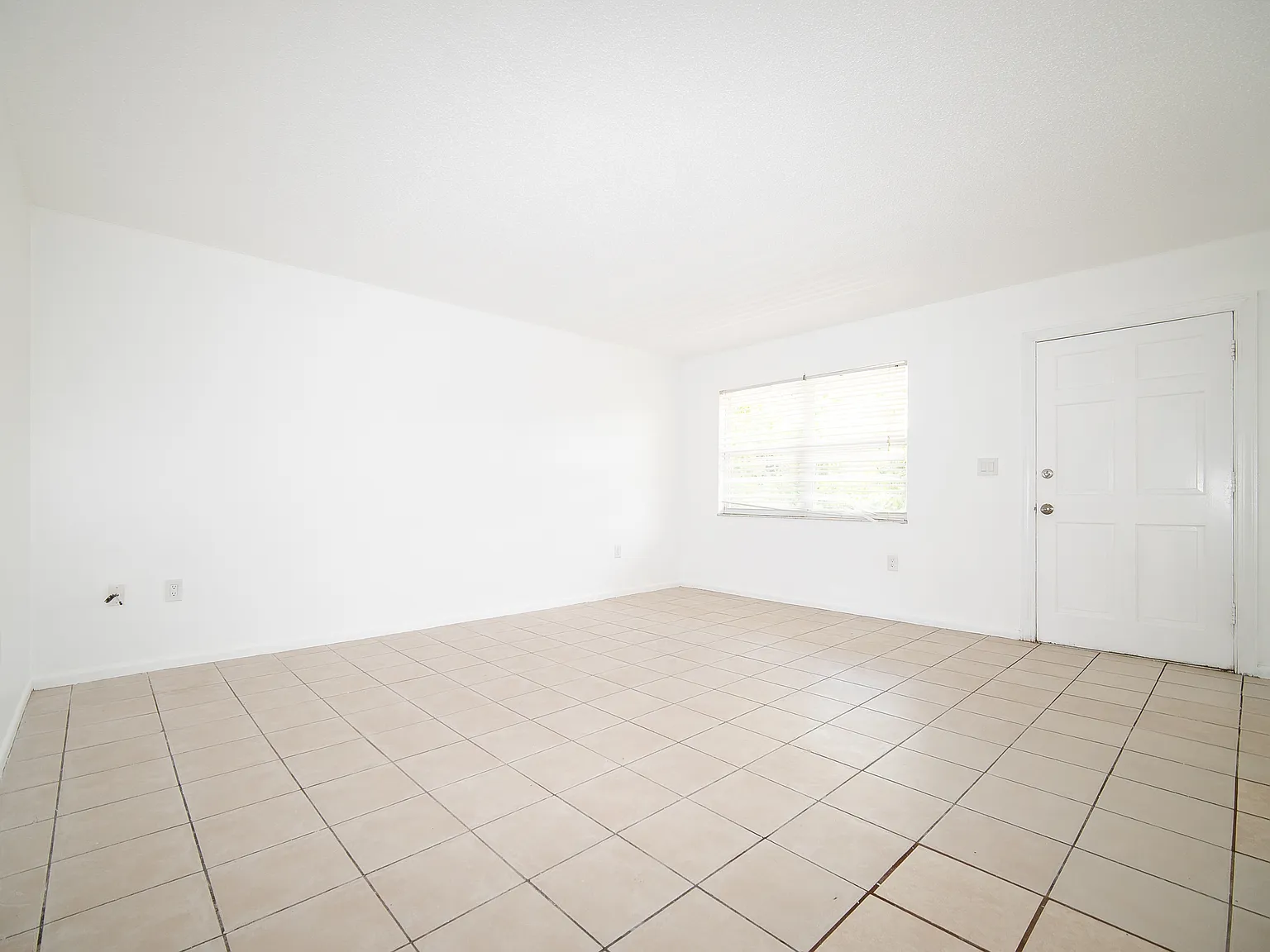 2 bed, 778 sqft, $1,499 — Photo 4