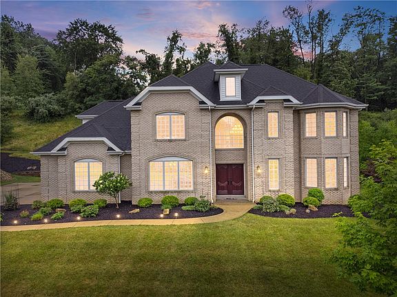 2nd image of 3029 Whispering Creek Dr