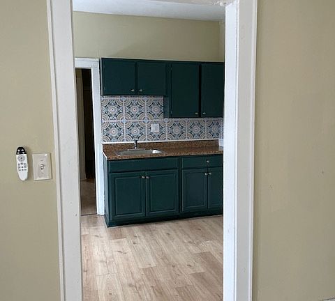 2nd image of 957 E 143rd St #2