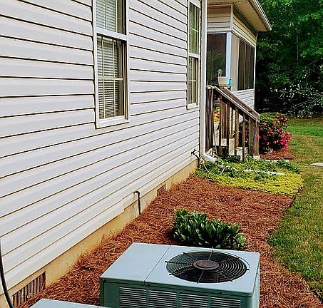 4th image of 220 Stewart Hollow Ln