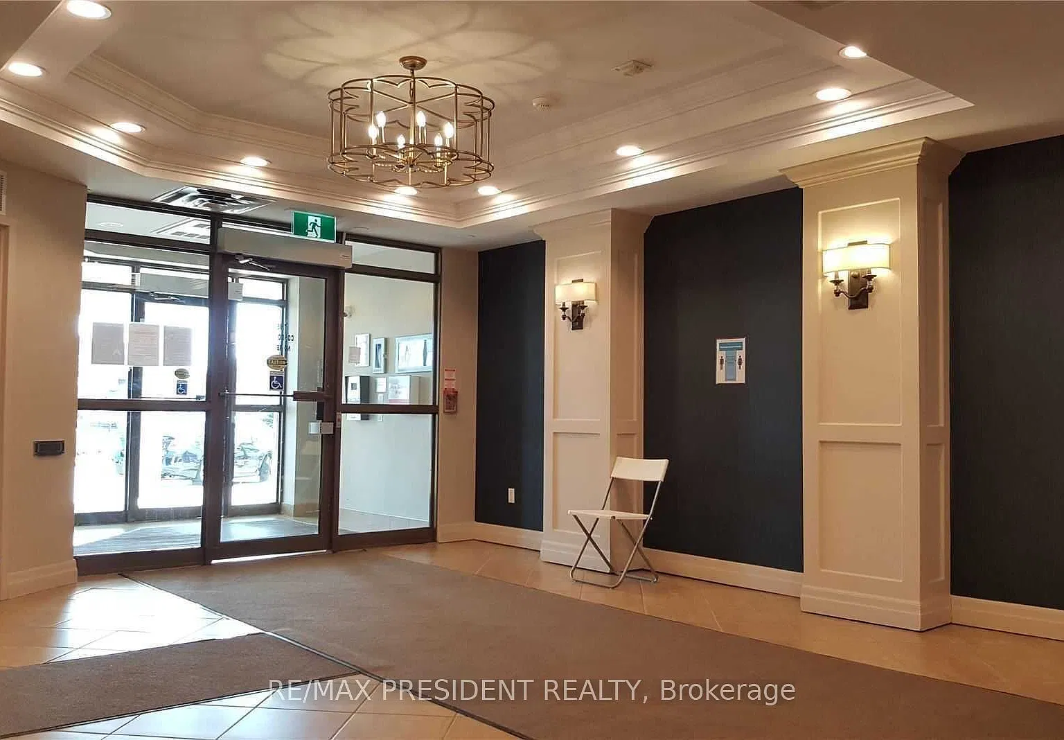2 bed, $2,600 — Photo 2