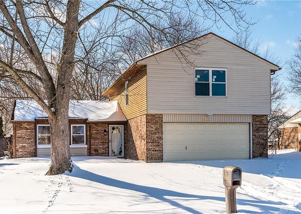 1st image of 8361 Pinegate Way