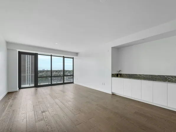 320 Adolphus Avenue image 19 of 43