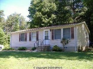 1200 Pinecrest Ct, Lusby, MD 20657